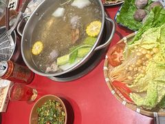 -潮汕·草根牛肉档(上海荟聚城市集市店)