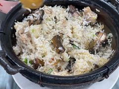 -容里煲仔饭(利丰北路店)