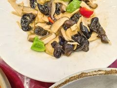 -侬佳蒸菜馆(听潮店)