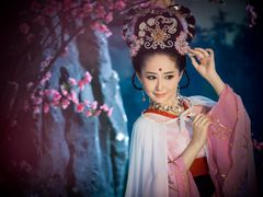 -九月鹰飞汉服摄影工作室