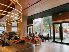 -星巴克臻选(上海虹桥新天地三店)