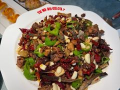 招牌辣子鸡豪华款-巴扎屋大盘鸡·新疆菜(汇嘉时代店)