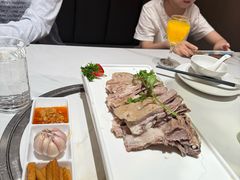 -伊和园清真餐饮