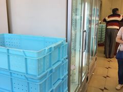 -红宝石·鲜奶小方·海派西点房(金杨店)
