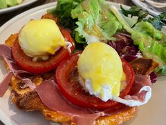 -Common Table · Brunch & Coffee