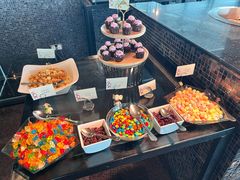 -澳门旅游塔360°旋转餐厅(南湾湖广场店)