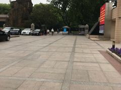 -上海市龙华烈士陵园