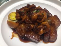 招牌红烧肉-望乡楼上海菜(日月光店)