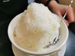 芒果黑糯米雪纹奶冰-晶晶甜品(发昌大厦店)