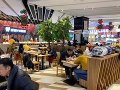 大堂-食悦天美食广场(西安CityOn熙地港购物中心店)