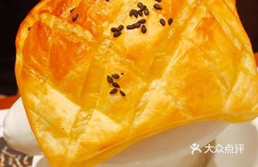 Baked Crispy Pastry Chicken and Mashed Potato Cream Soup