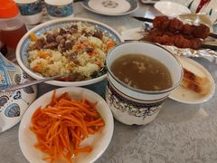 -汗腾格里·风味餐厅(新疆驻京办店)