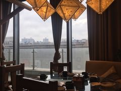 靠窗位-云海肴·汽锅鸡·云南菜(天山百盛优客店)