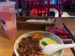 台式手切卤肉饭-老张牛肉面(大卫城店)