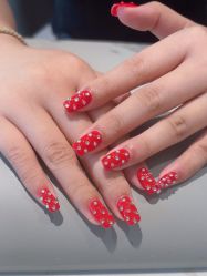 -丽心自助美甲美睫