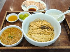 蟹粉黄金捞面-蟹上黄·蟹黄面·江南糖水(人民广场店)