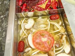 -重庆九记老火锅(广场店)