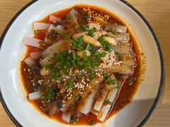 -渝信川菜 · 川味家常菜(财富购物中心店)