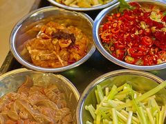 -洪霞餐馆·川菜·鲜货现炒(两江春城店)