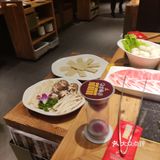 找到金鹰负二层楼下，一路寻找