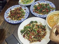-青年路烩面馆(绿地世纪城店)