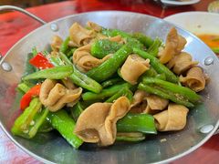 -芦茨金富饭庄·25年老字号·专做稻草鸡