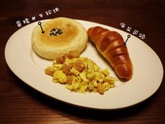 -沁屋面包店(人民东路店)