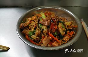 Old Friend Pork Offal Fried Noodles