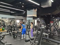 -VLines耀能运动24小时·月付制健身(京广桥店)
