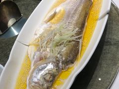 苏帮清蒸白鱼-苏帮袁Sue Cuisine(来福士店)