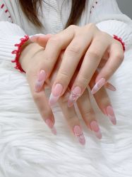 -UN·桃喜日系美睫美甲