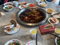 -忘情水鱼头·鲜鱼火锅(滨江中路店)