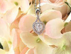 -威德钻石-克拉钻大本营(南京东路店)