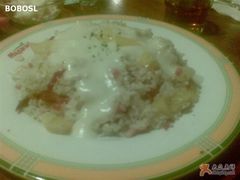 夏威夷风情炒饭-玛格萝妮比萨屋(四平店)