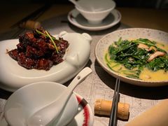-穹六人间 people 6(岳阳路店)