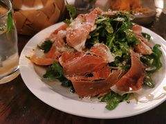 芝麻菜沙拉-羽深肉铺 Steak & Wine