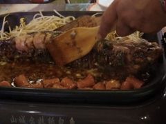 -川渝窈妹纸包鱼·齐齐哈尔烤肉