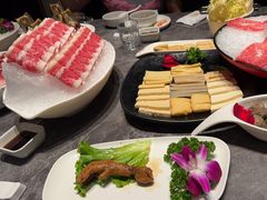 -德天肥牛海鲜火锅(城西银泰店)