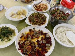 -湘里湘亲饭店(闸坡店)