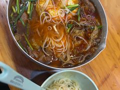-叶伟胡辣壳面(两路口店)