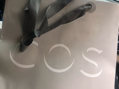 -COS(月星环球港店)