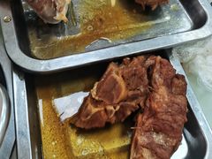 -荣吉招牌自助骨头锅(顾乡店)