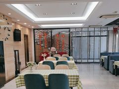 -宝界普菲特湖畔酒店