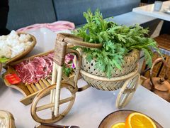 -菌子鲜汤野生菌锅
