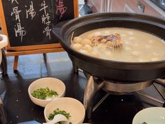 -君来湖滨饭店·玫瑰园