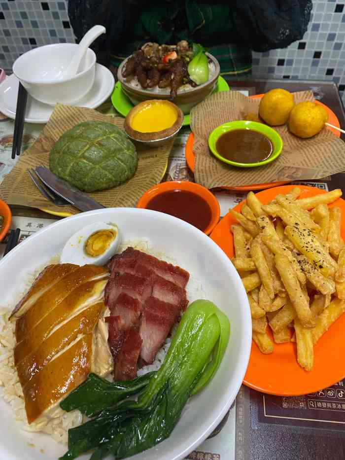 德发兴茶冰厅(南门总店)-"周围很多朋友都打卡了这家店,于是周五就赶.