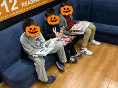 -西西弗书店&矢量咖啡(凯德晶萃广场店)