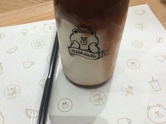 布朗熊拿铁-LINE FRIENDS Garosu-gil Flagship Store