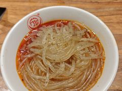 -万记麻辣烫国展总店