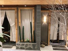 -墨居上隐·院子里火锅(峨眉店)
